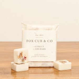 Fox Cub Wax Melts Comice & Rhubarb